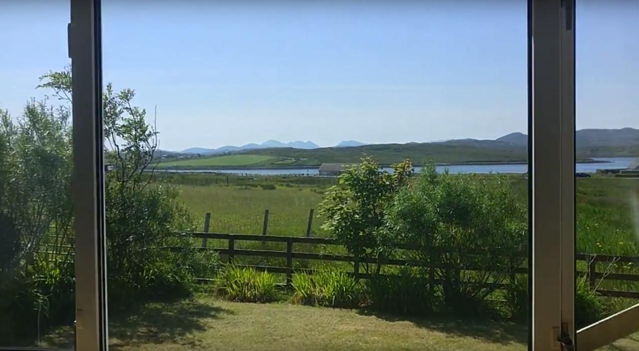 Loch Roag Guest House Breasclete Екстериор снимка